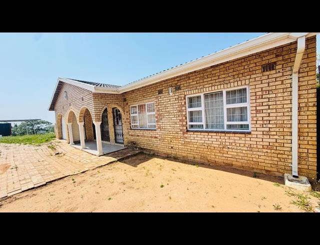 4 BEDROOM HOUSE FOR SALE IN NTUZUMA E